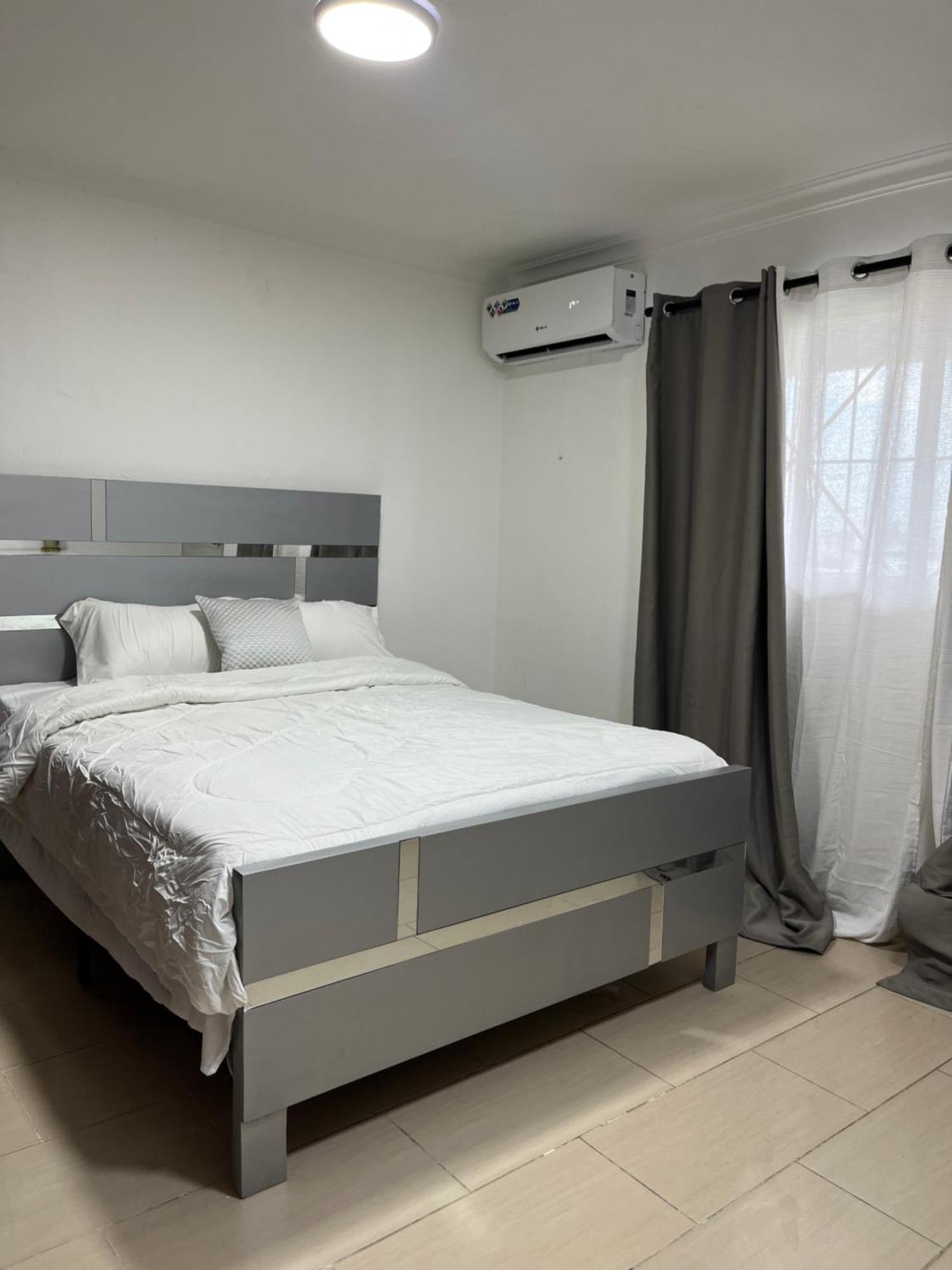 ホテル Residencial Ana Maria サントドミンゴ エクステリア 写真