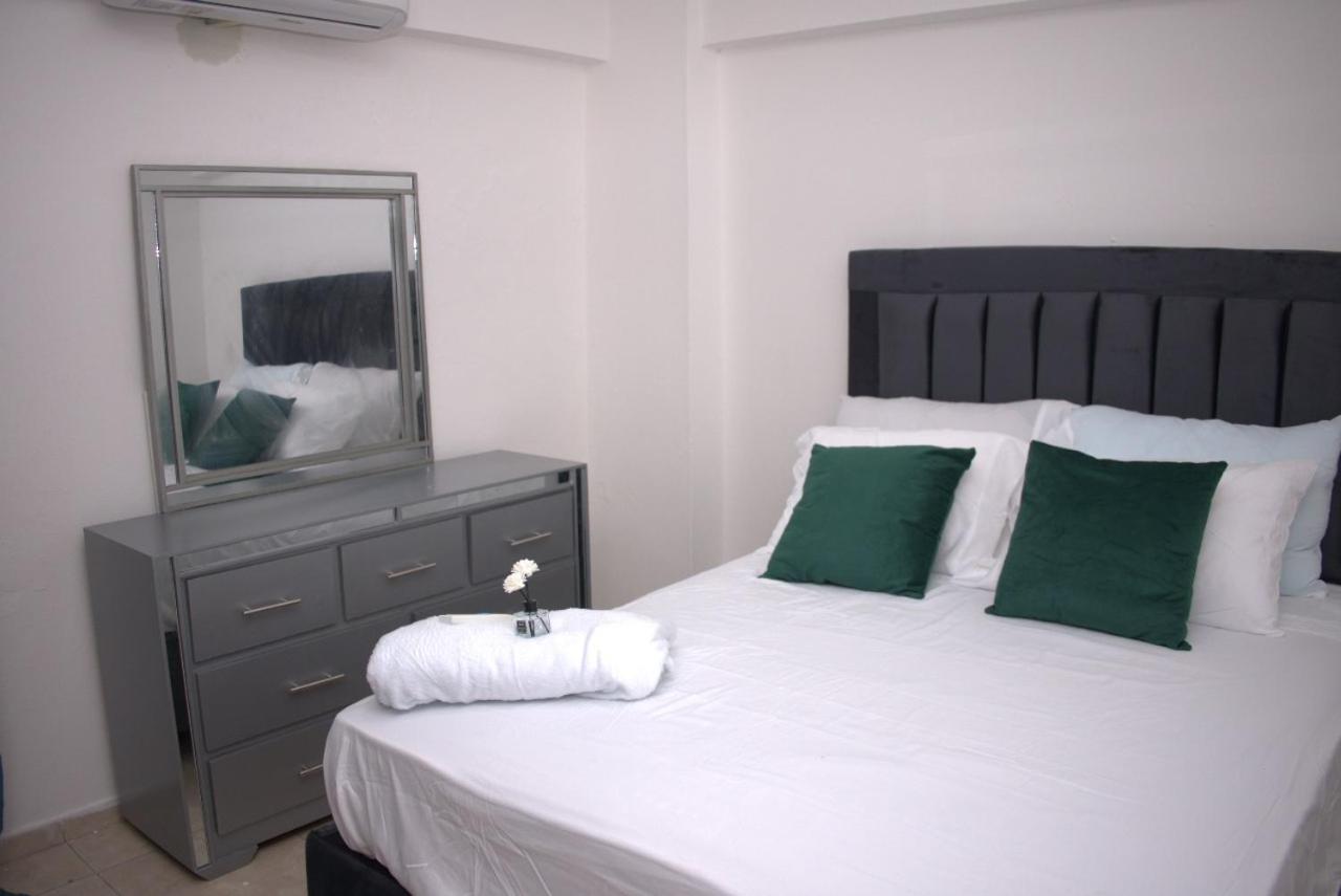 ホテル Residencial Ana Maria サントドミンゴ エクステリア 写真